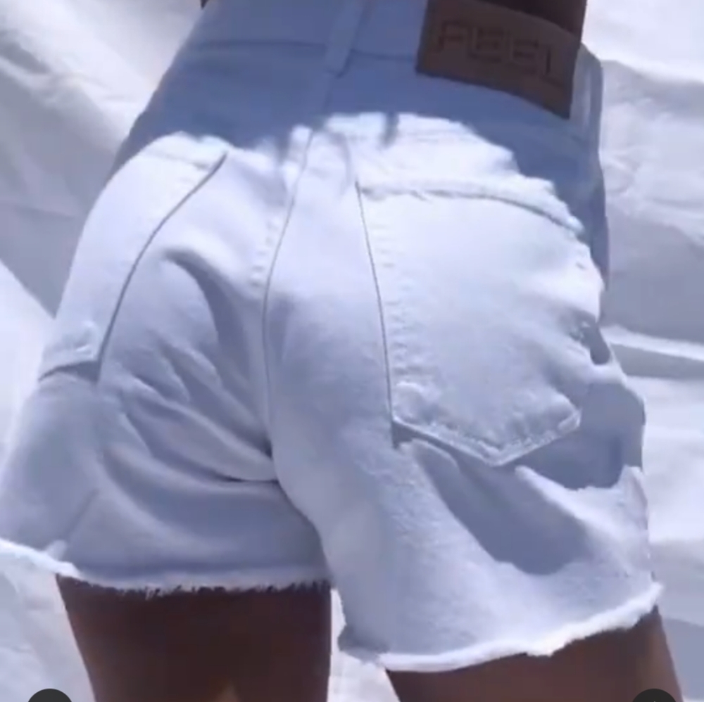 The Feel Studio White Denim Bessette Shorts